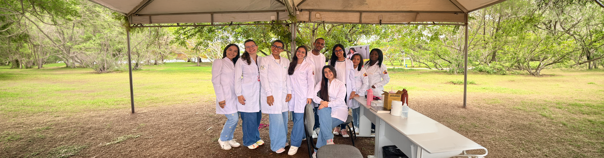 estudantes-da-fainor-participam-de-acao-do-outubro-rosa